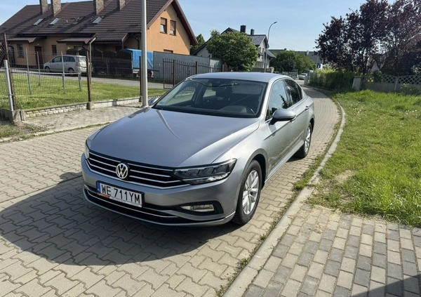 Volkswagen Passat cena 74700 przebieg: 117300, rok produkcji 2020 z Wodzisław Śląski małe 704